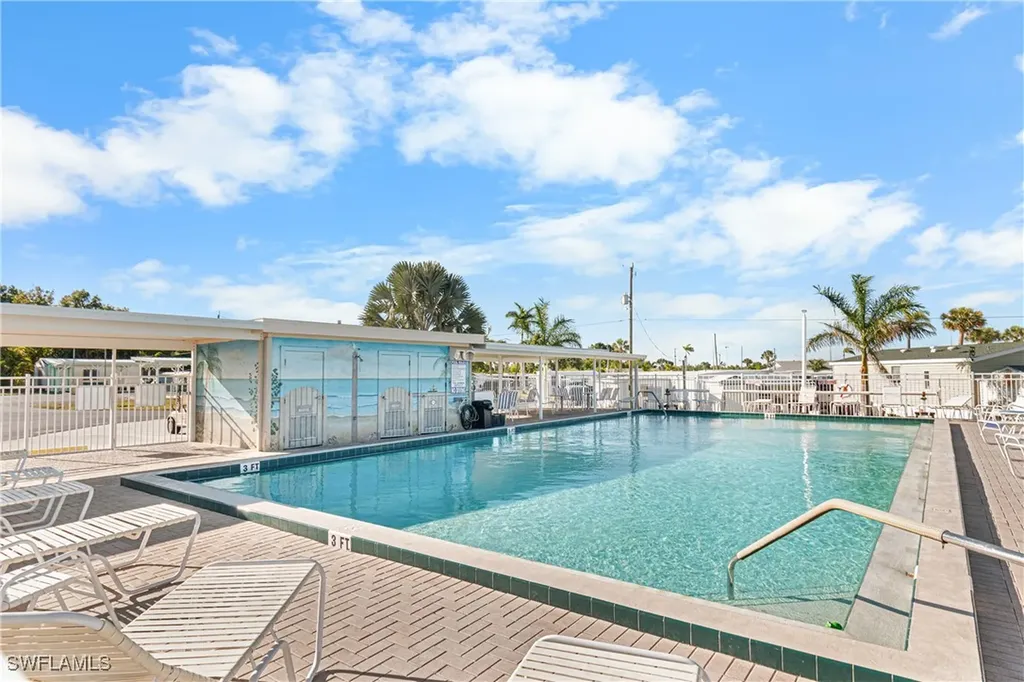 5558 Palm Beach Boulevard Fort Myers FL 33905