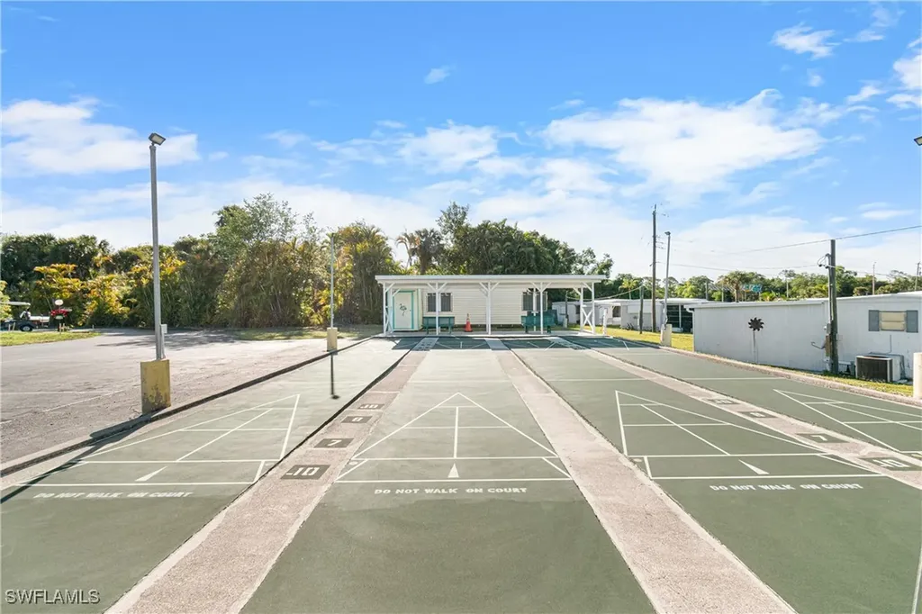 5558 Palm Beach Boulevard Fort Myers FL 33905