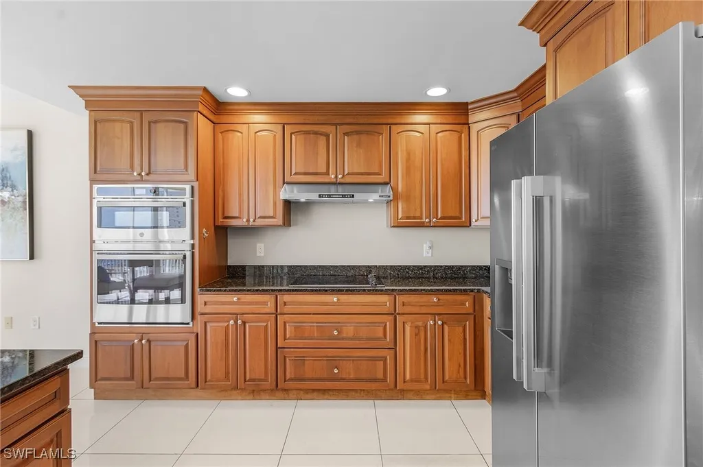 6021 Silver King Boulevard Cape Coral FL 33914