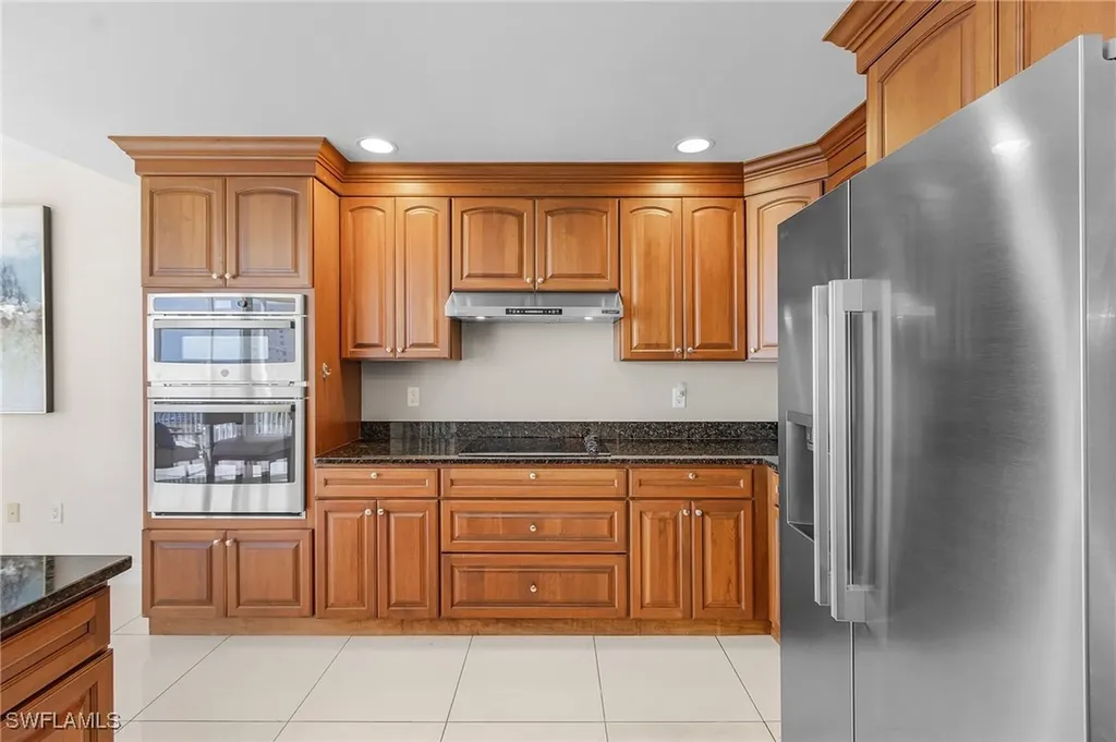 6021 Silver King Boulevard Cape Coral FL 33914