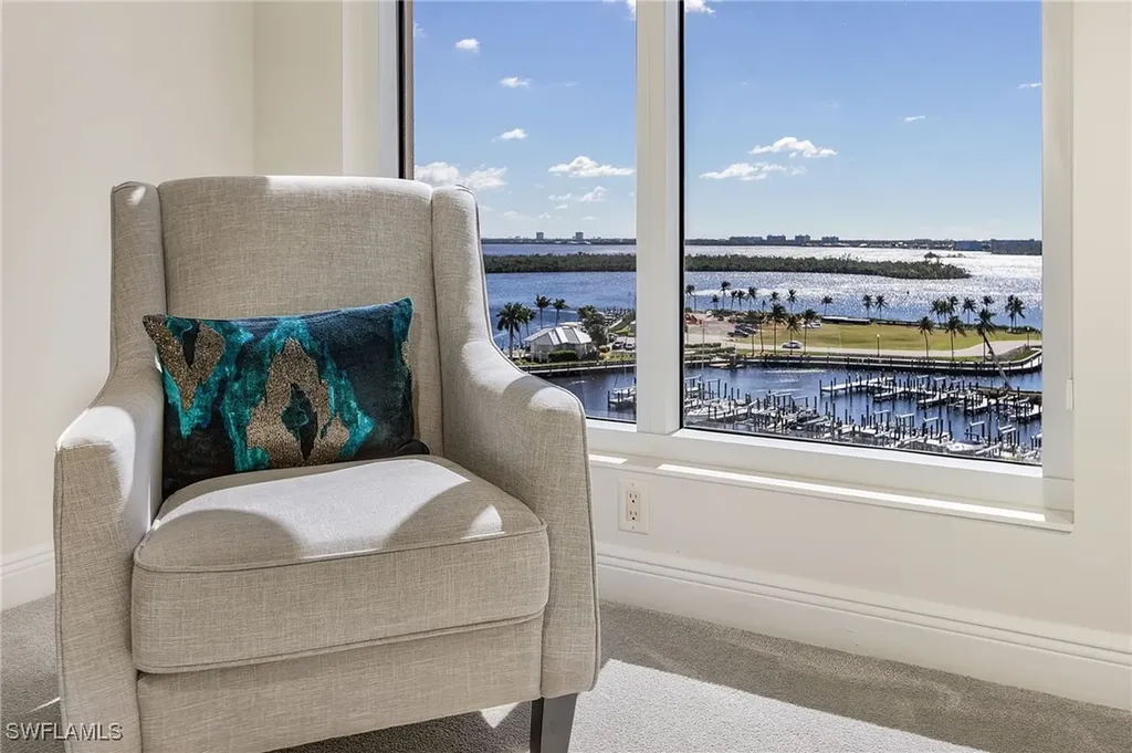 6021 Silver King Boulevard Cape Coral FL 33914