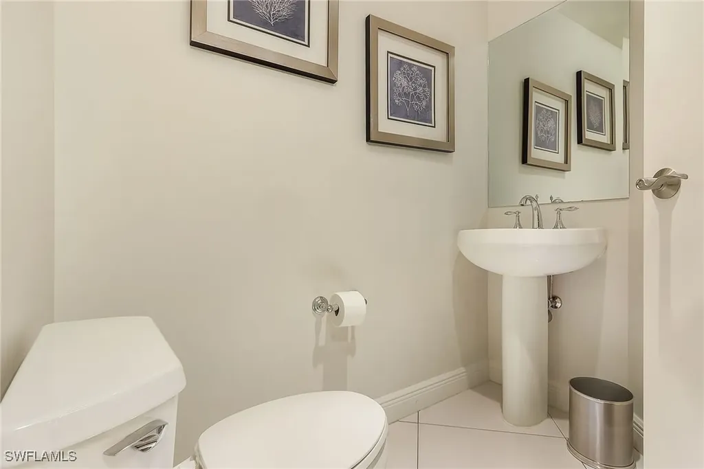 6021 Silver King Boulevard Cape Coral FL 33914