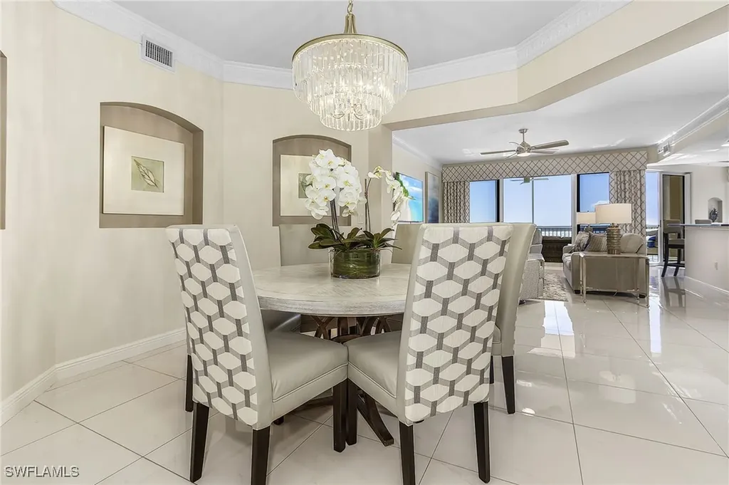 6021 Silver King Boulevard Cape Coral FL 33914