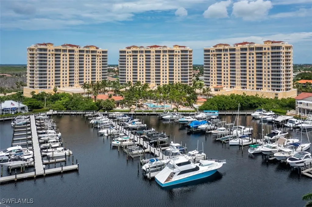 6021 Silver King Boulevard Cape Coral FL 33914
