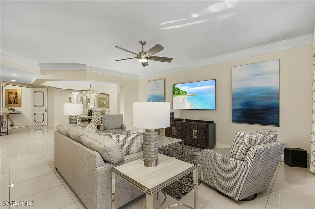 6021 Silver King Boulevard Cape Coral FL 33914