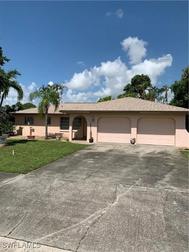4709 Vinsetta Avenue North Fort Myers FL 33903