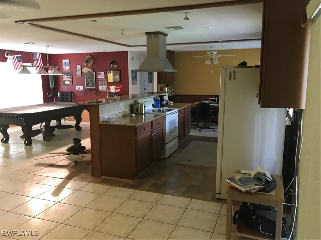 4709 Vinsetta Avenue North Fort Myers FL 33903