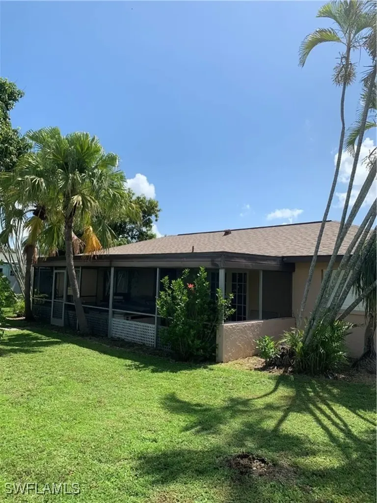 4709 Vinsetta Avenue North Fort Myers FL 33903