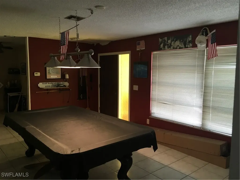 4709 Vinsetta Avenue North Fort Myers FL 33903