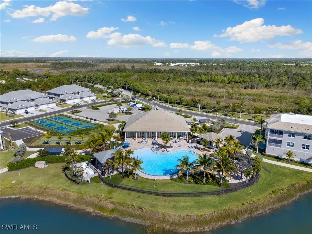 238 Indies Drive E Naples FL 34114