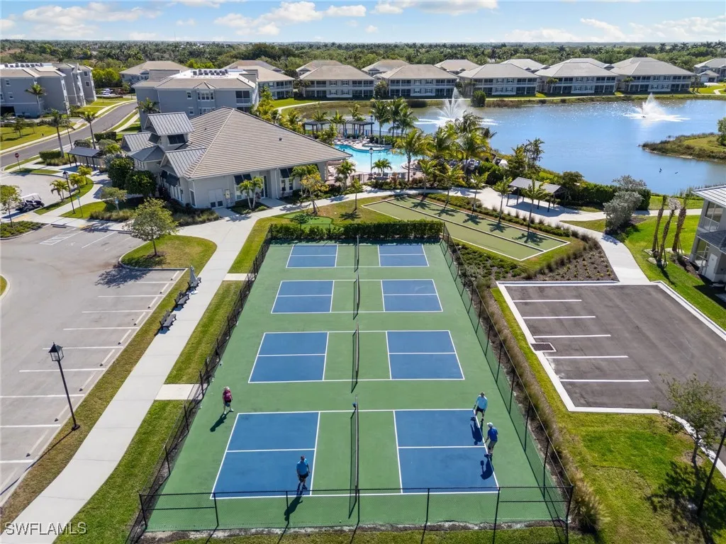 238 Indies Drive E Naples FL 34114
