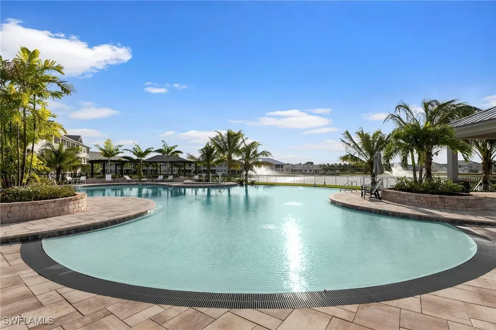 238 Indies Drive E Naples FL 34114