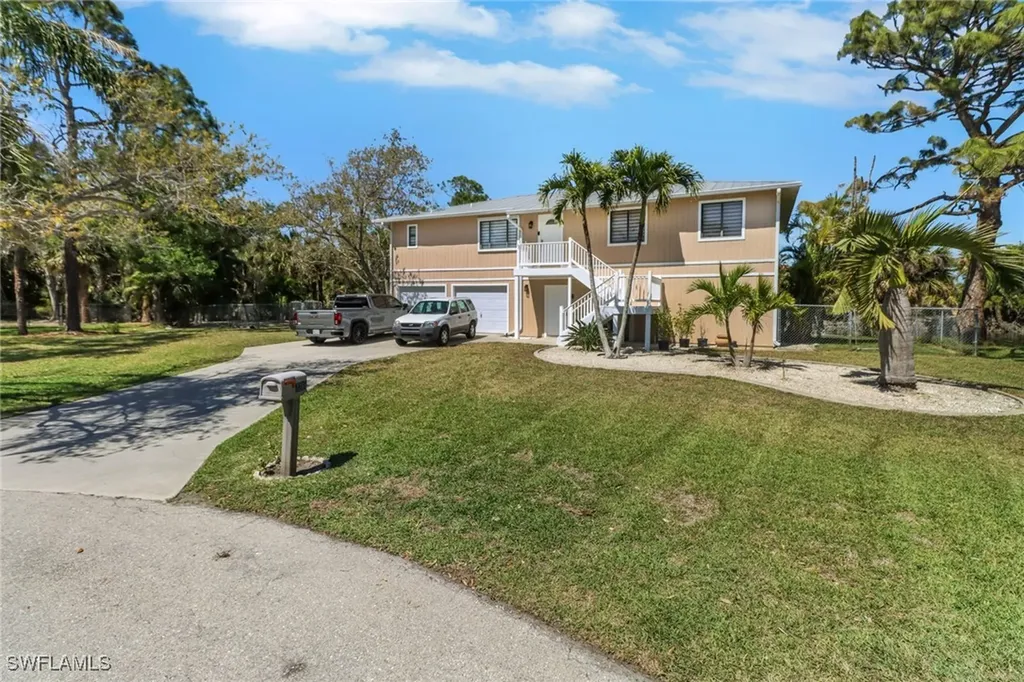 4764 Pembrooke Lane Bonita Springs FL 34134