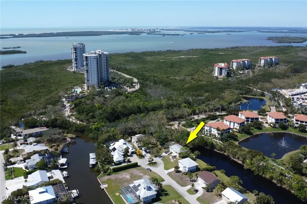 4764 Pembrooke Lane Bonita Springs FL 34134