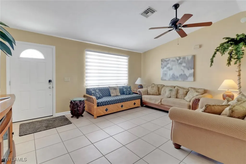 4764 Pembrooke Lane Bonita Springs FL 34134