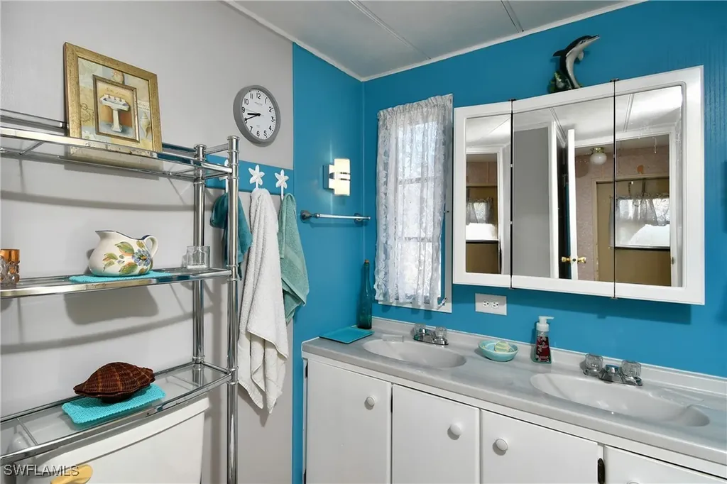 174 Santa Fe Trail North Fort Myers FL 33917