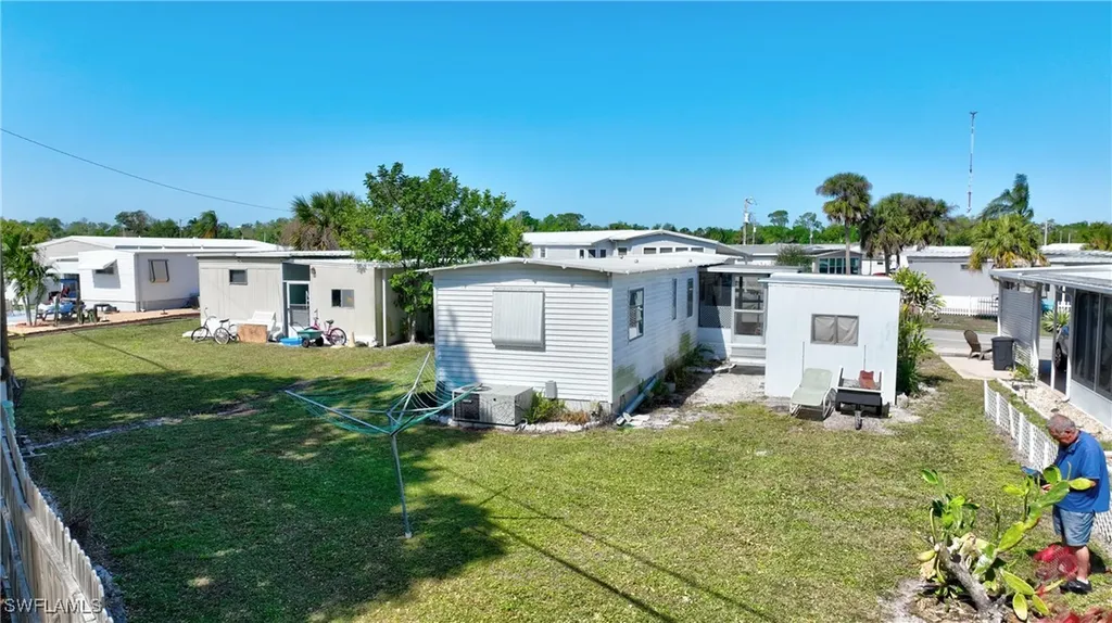 174 Santa Fe Trail North Fort Myers FL 33917