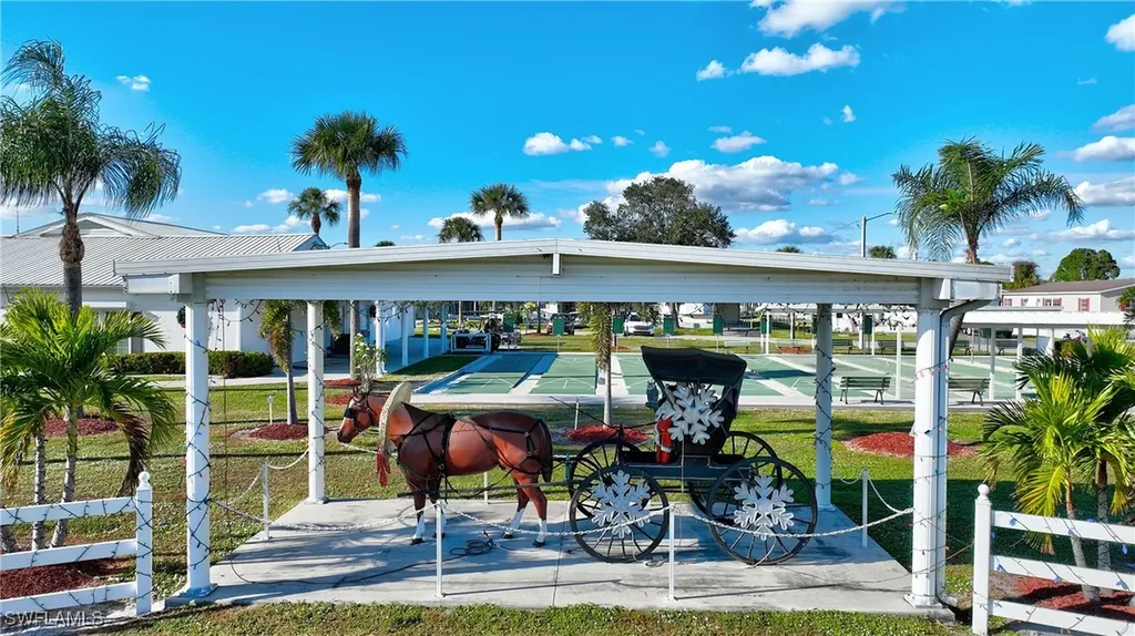 174 Santa Fe Trail North Fort Myers FL 33917