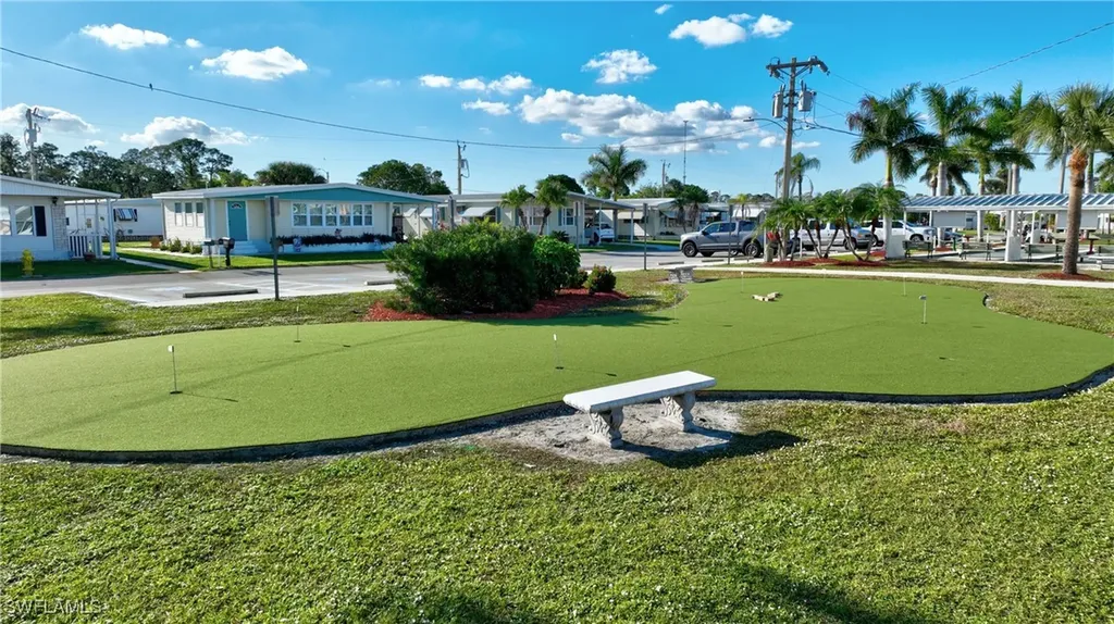 174 Santa Fe Trail North Fort Myers FL 33917