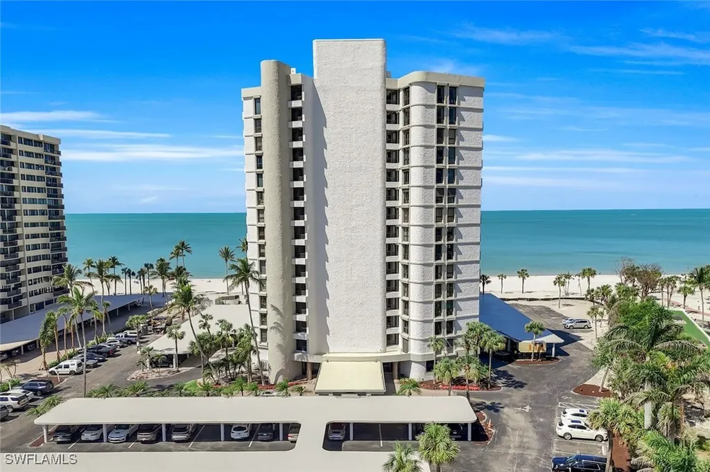 4005 Gulf Shore Boulevard N Naples FL 34103