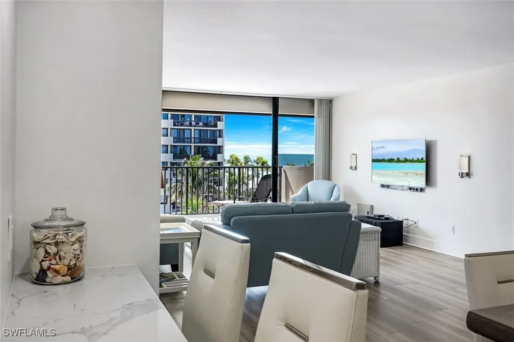 4005 Gulf Shore Boulevard N Naples FL 34103