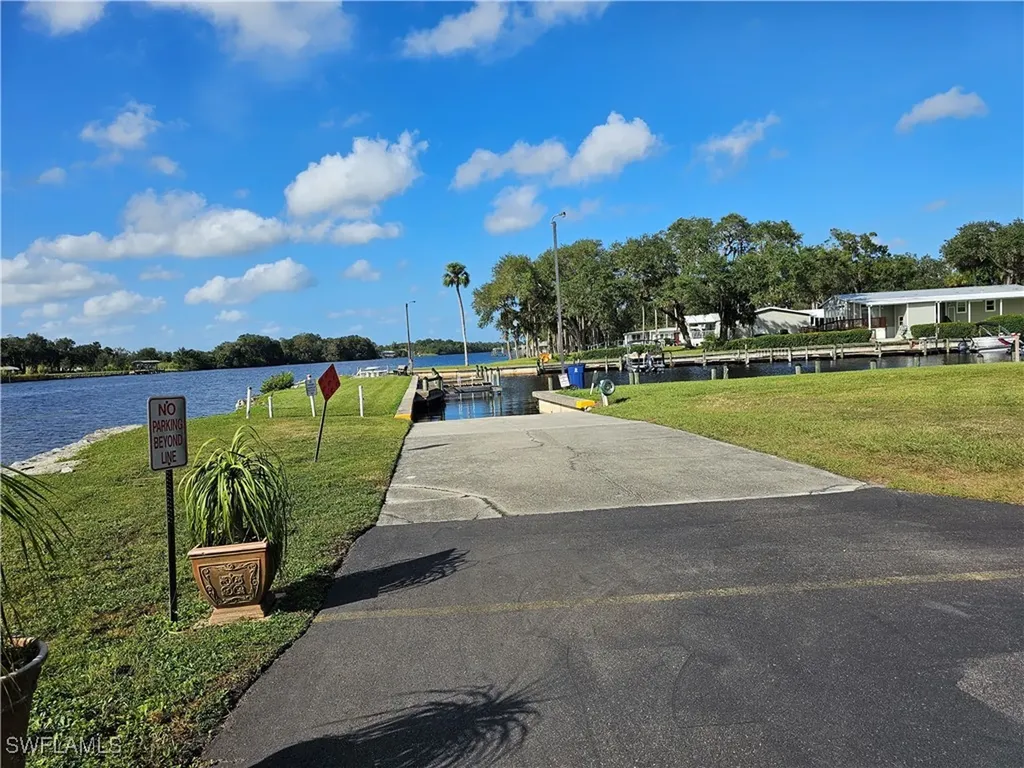 4 Elder Street Alva FL 33920