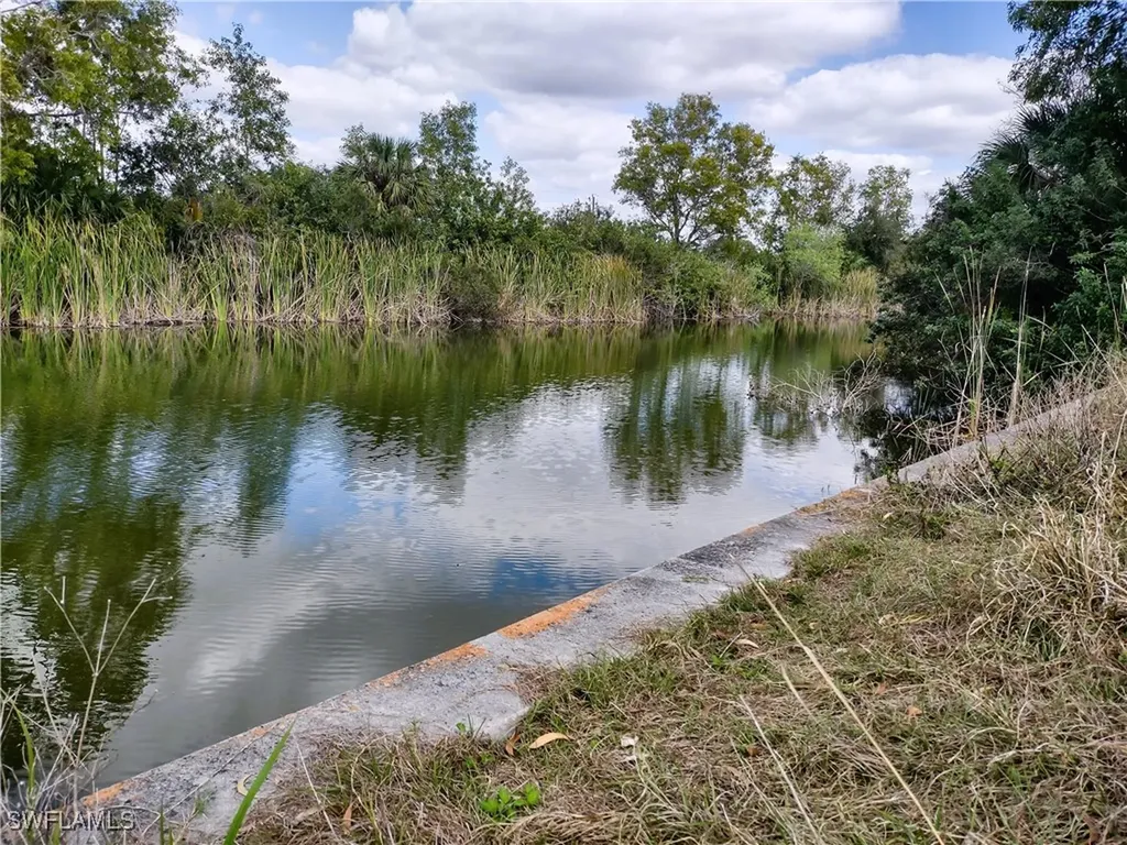 2105 NE 27th Street Cape Coral FL 33909