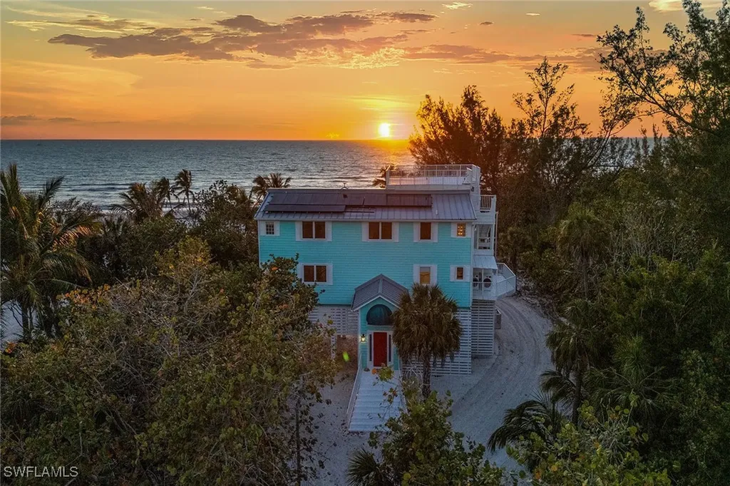 10455 Keewaydin Naples FL 34113