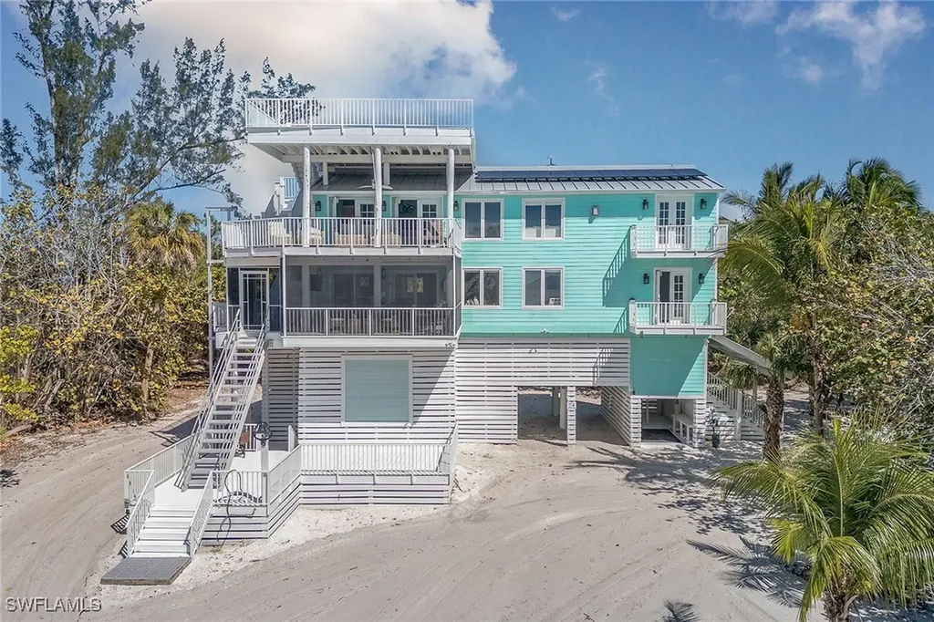 10455 Keewaydin Naples FL 34113