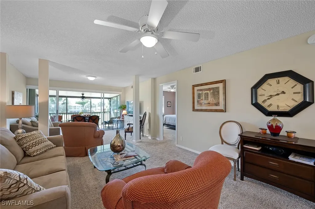 185 Penny Lane Naples FL 34112