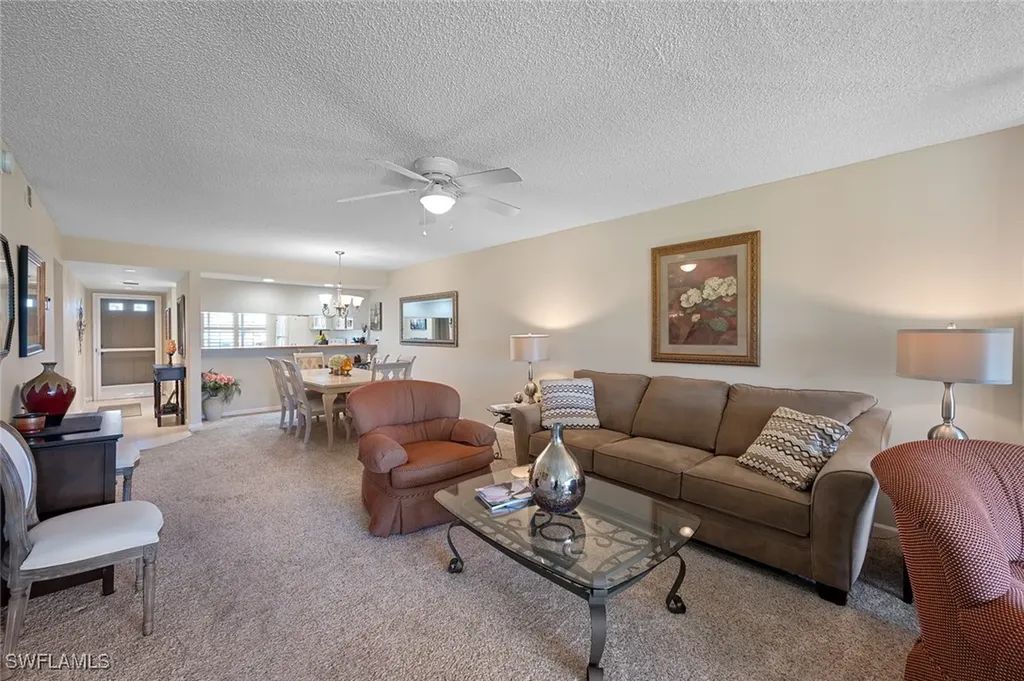185 Penny Lane Naples FL 34112