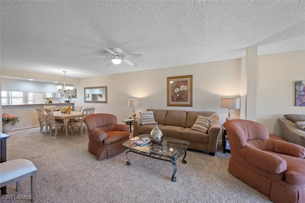 185 Penny Lane Naples FL 34112