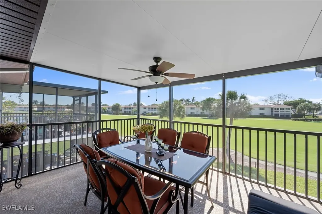 185 Penny Lane Naples FL 34112
