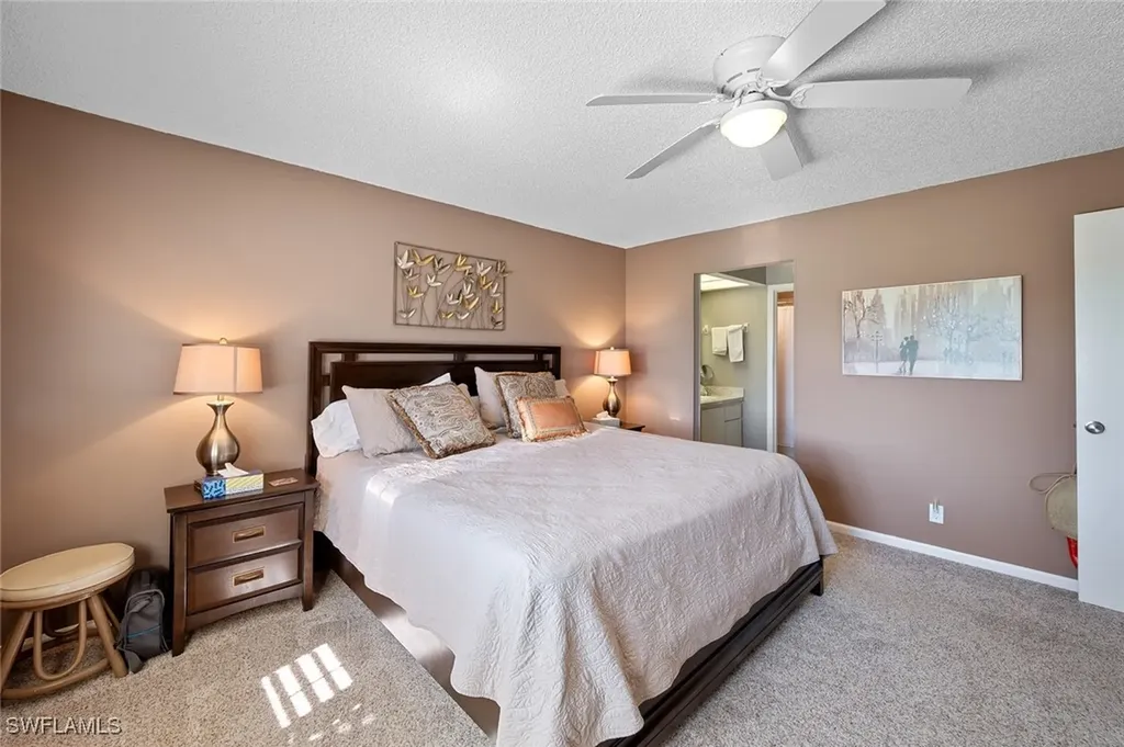 185 Penny Lane Naples FL 34112