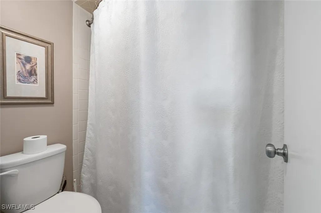 185 Penny Lane Naples FL 34112