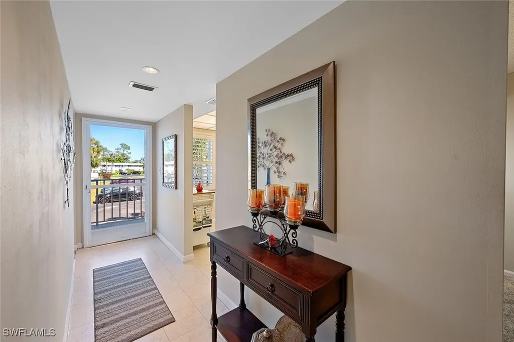 185 Penny Lane Naples FL 34112