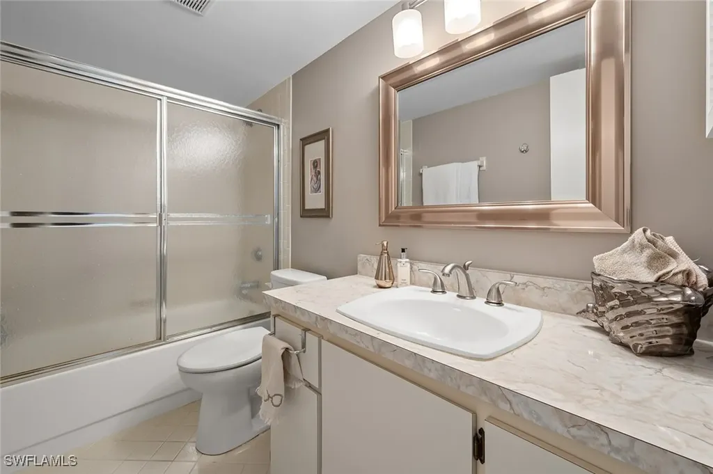 185 Penny Lane Naples FL 34112