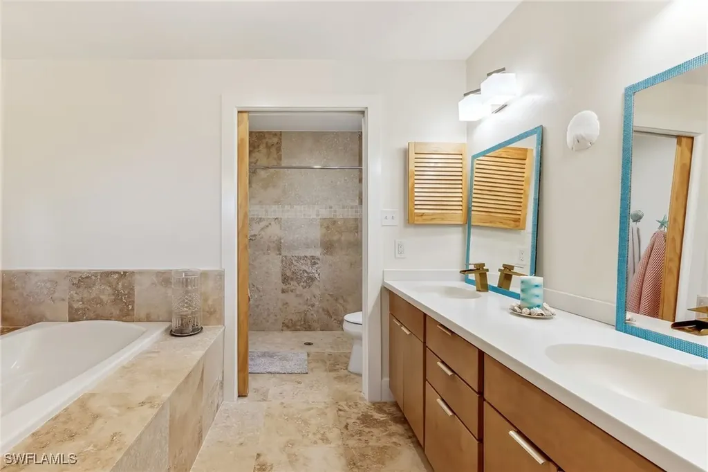 6024 Perthshire Lane Fort Myers FL 33908