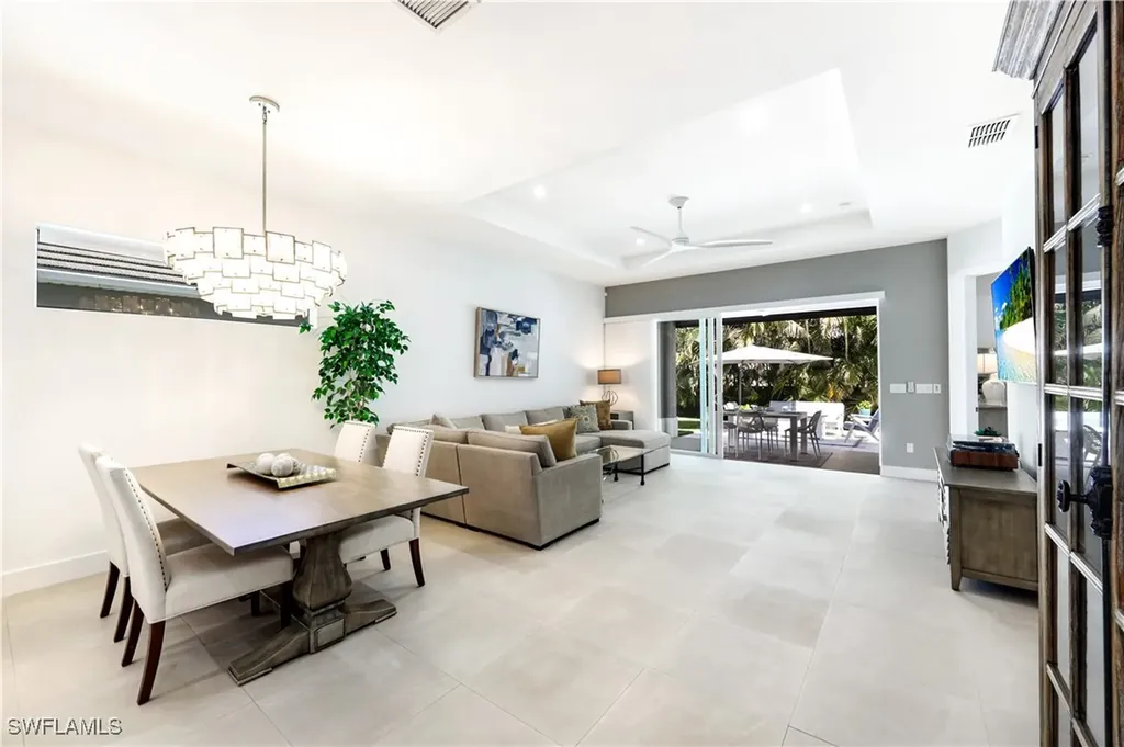 2669 Linda Drive Naples FL 34112