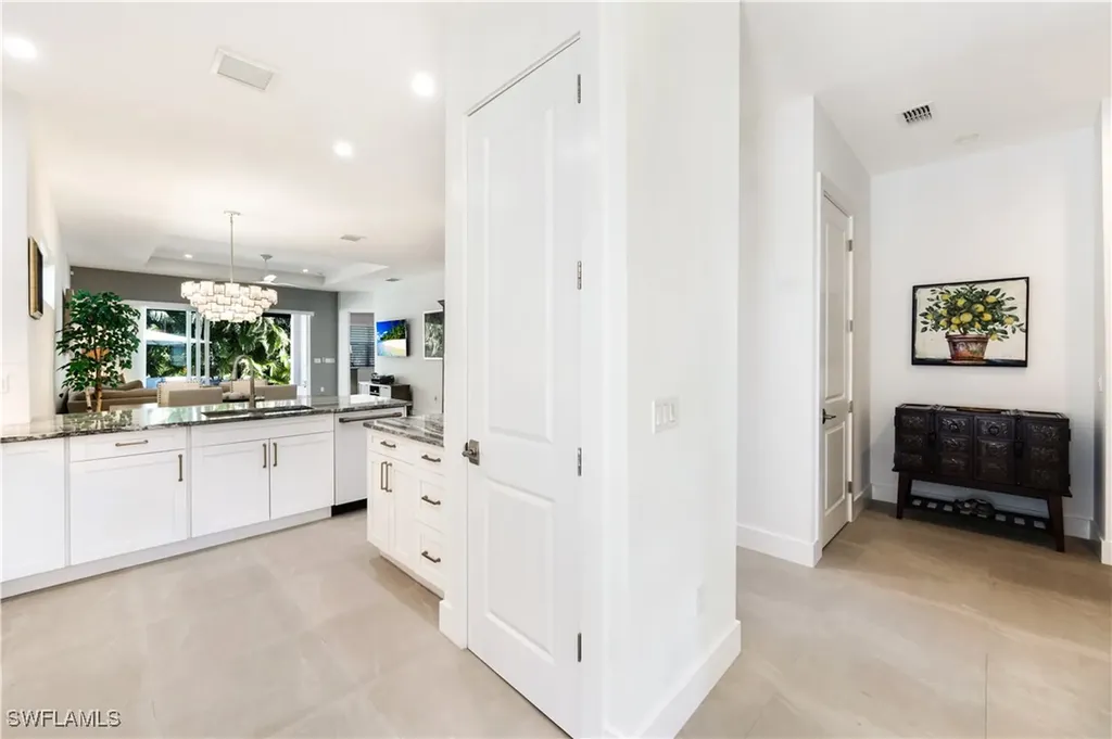 2669 Linda Drive Naples FL 34112