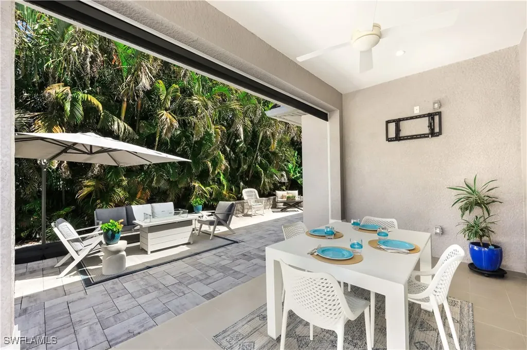 2669 Linda Drive Naples FL 34112