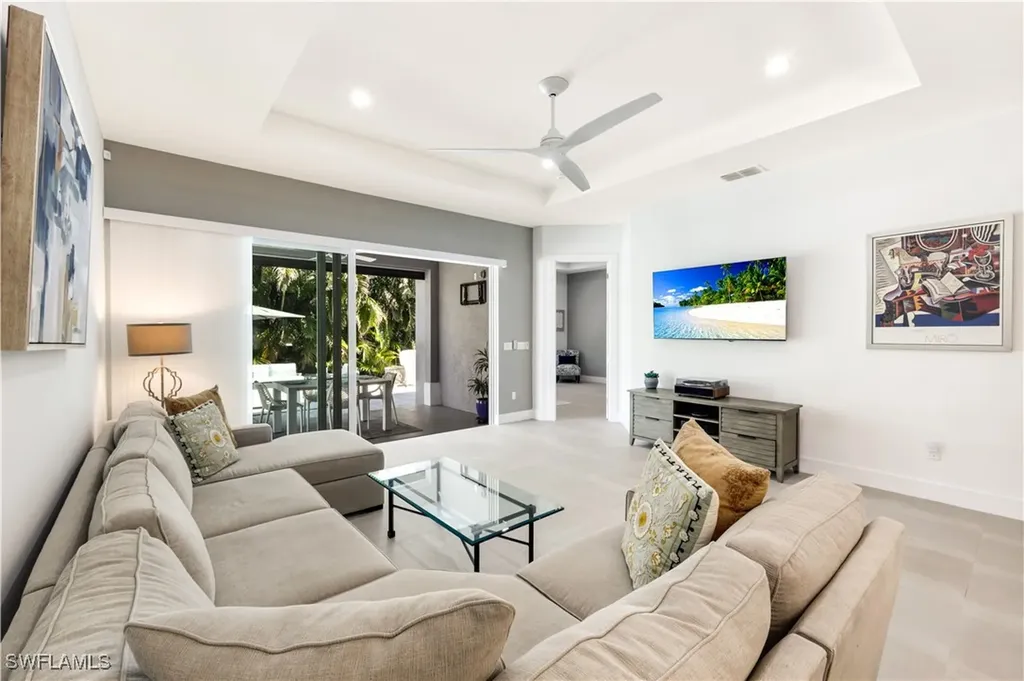 2669 Linda Drive Naples FL 34112