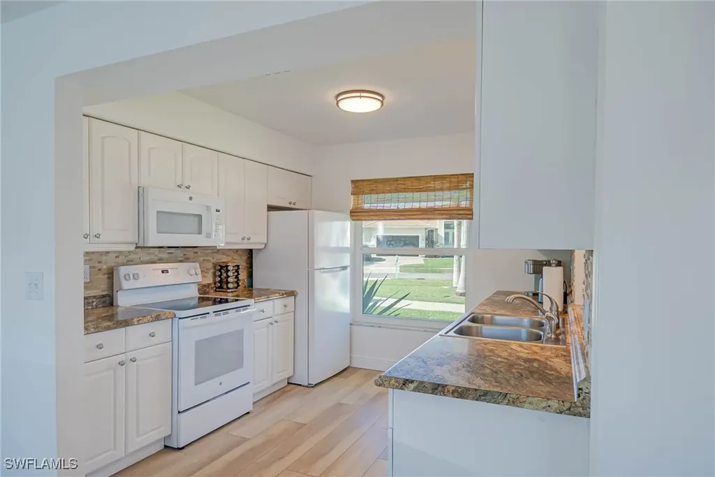 1131 Fern Court Marco Island FL 34145