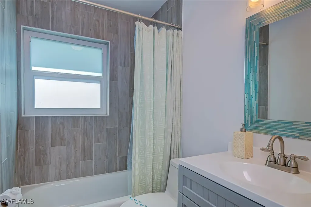 1131 Fern Court Marco Island FL 34145