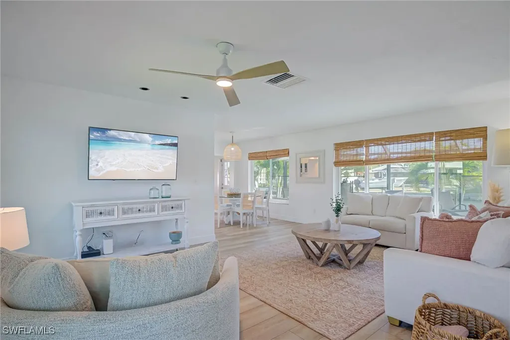 1131 Fern Court Marco Island FL 34145