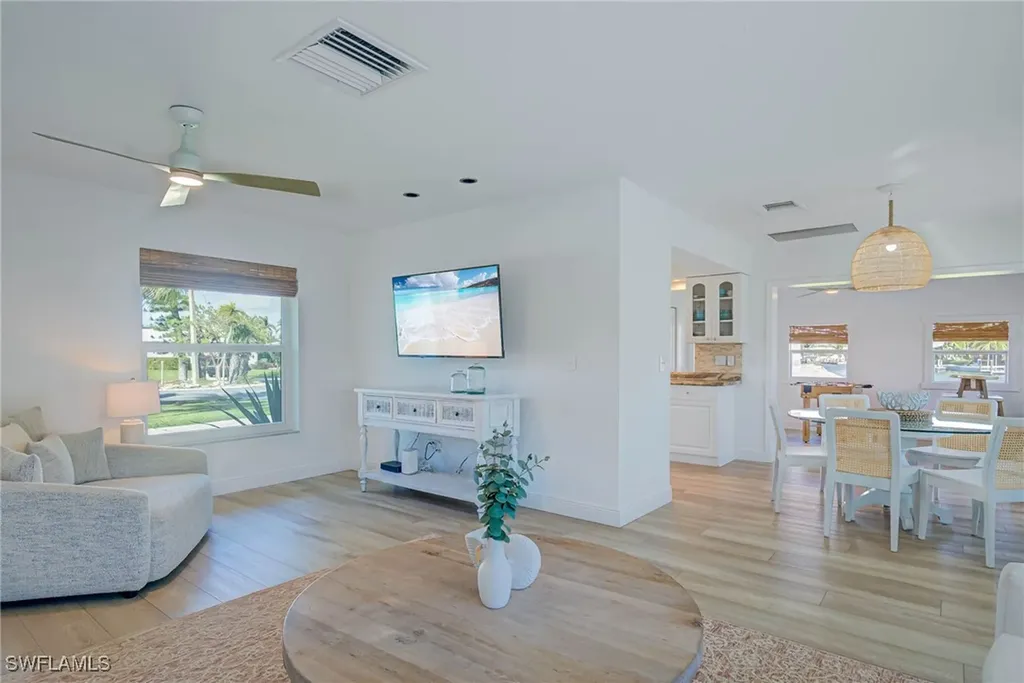 1131 Fern Court Marco Island FL 34145