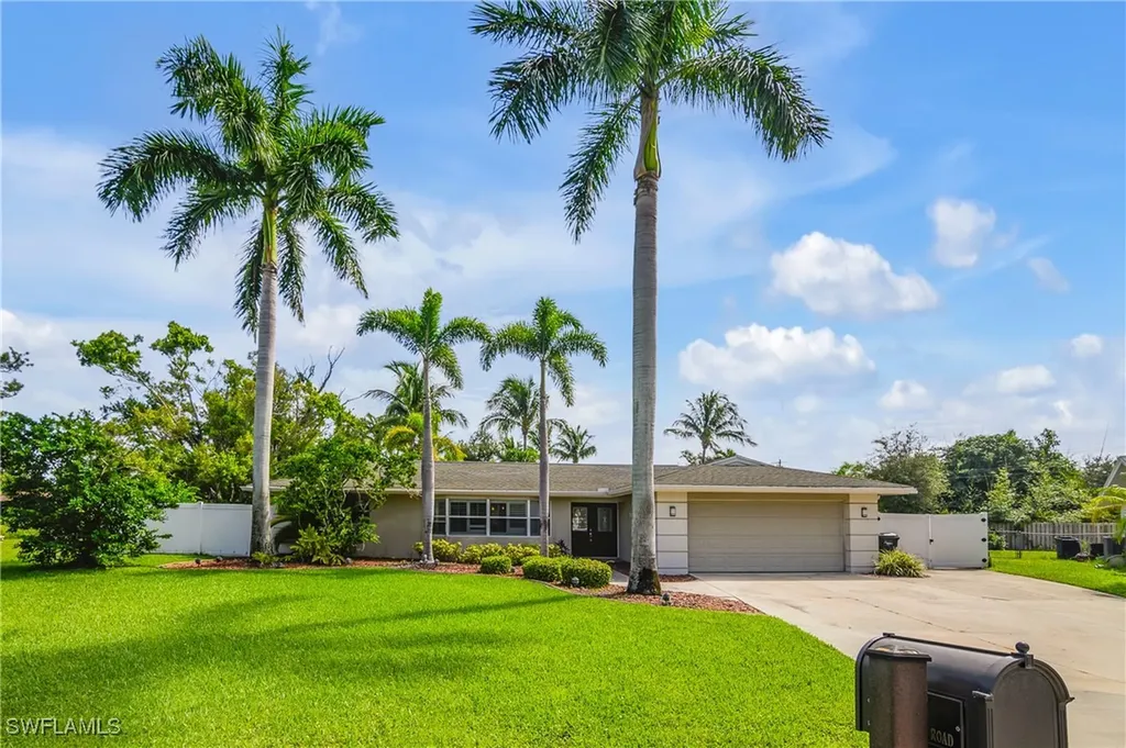 Fort Myers FL, 1687 N Flossmoor Road