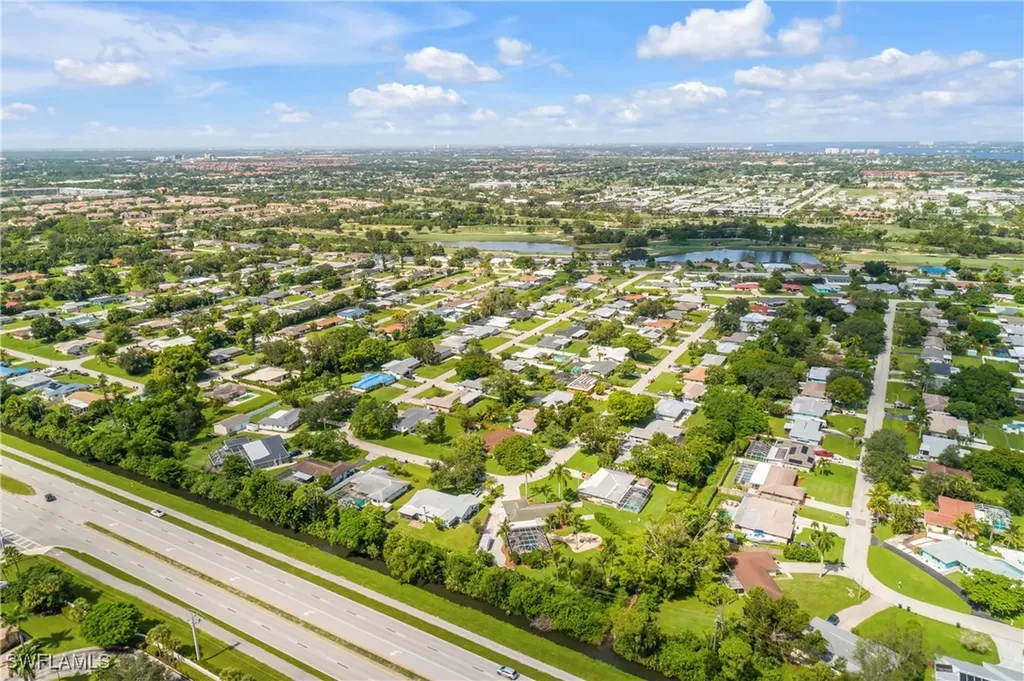 1687 N Flossmoor Road Fort Myers FL 33919