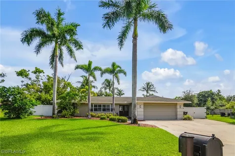 1687 N Flossmoor Road Fort Myers FL 33919