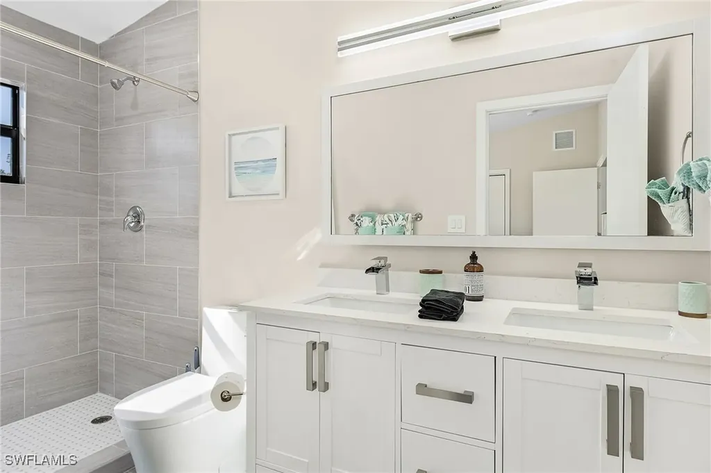 3262 Andrews Avenue Naples FL 34112
